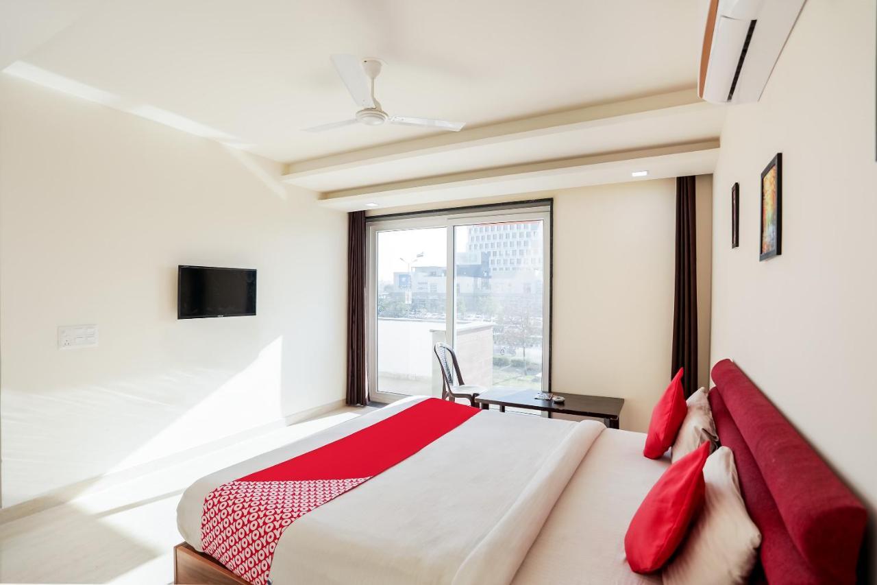 Oyo 65118 Hotel Vatika Gurgaon Exterior photo