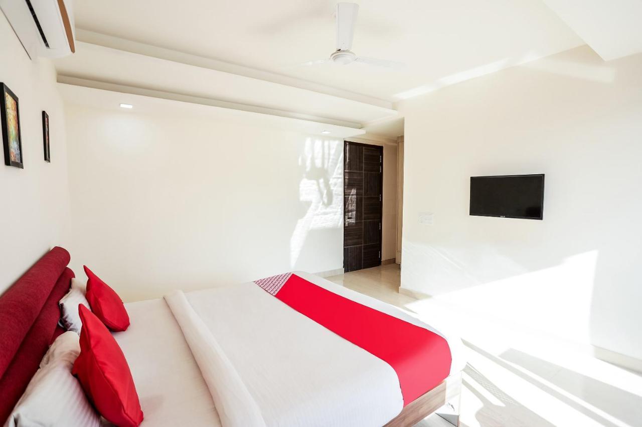 Oyo 65118 Hotel Vatika Gurgaon Exterior photo